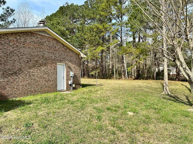 1889 Rocky Run Road, Jacksonville, NC 28546