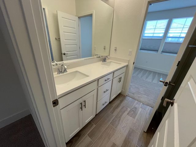 10502 Oboe Way, Elk Grove, CA 95757