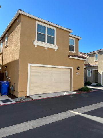 10502 Oboe Way, Elk Grove, CA 95757