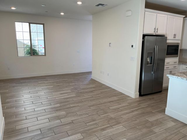 10502 Oboe Way, Elk Grove, CA 95757