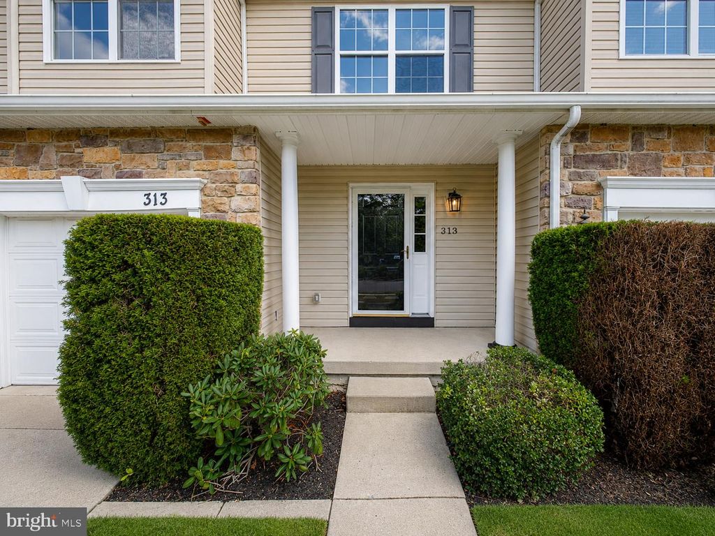 313 HIDDEN DR, BLACKWOOD, NJ 08012 — exterior