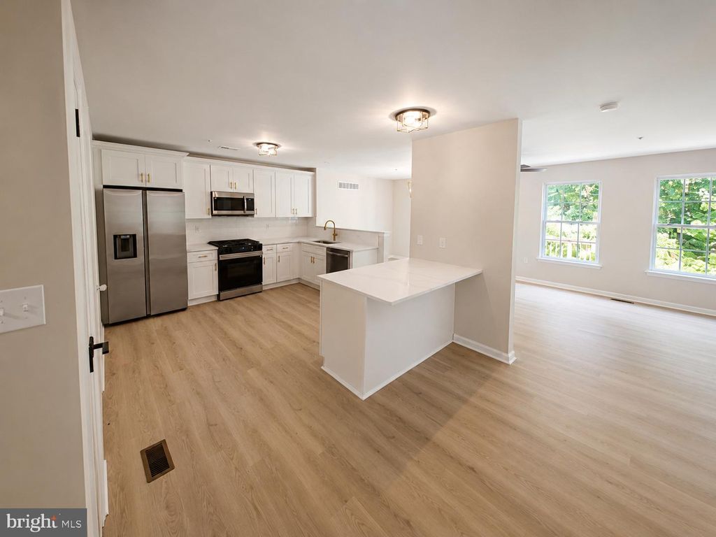 313 HIDDEN DR, BLACKWOOD, NJ 08012 — photo 5