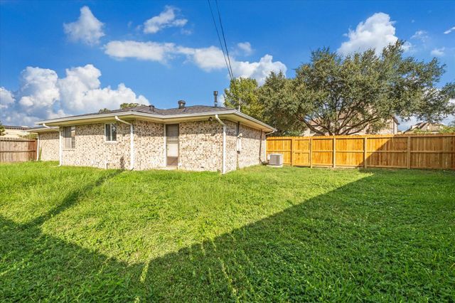 6902 Burgess Street, Houston, TX 77021