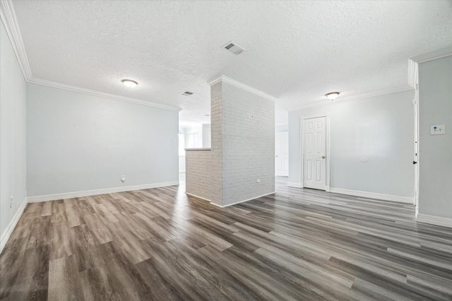 6902 Burgess Street, Houston, TX 77021