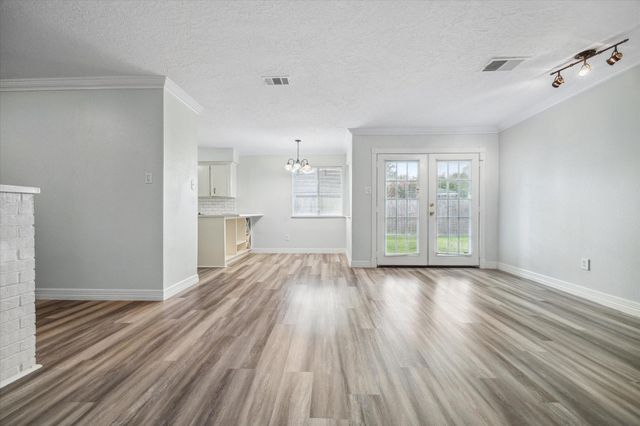 6902 Burgess Street, Houston, TX 77021