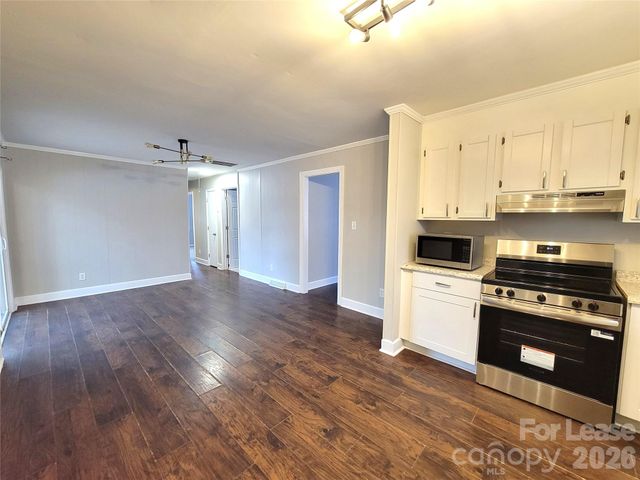 332 Clover Hitch Drive, Charlotte, NC 28215