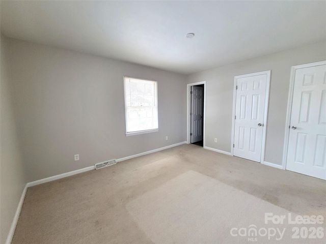 332 Clover Hitch Drive, Charlotte, NC 28215