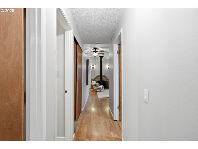 112 Sw 19TH Ave, Battle Ground, WA 98604