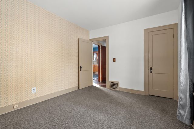 705 Dayton Avenue, Kalamazoo, MI 49048