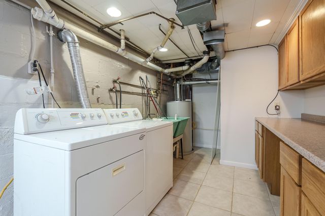 705 Dayton Avenue, Kalamazoo, MI 49048