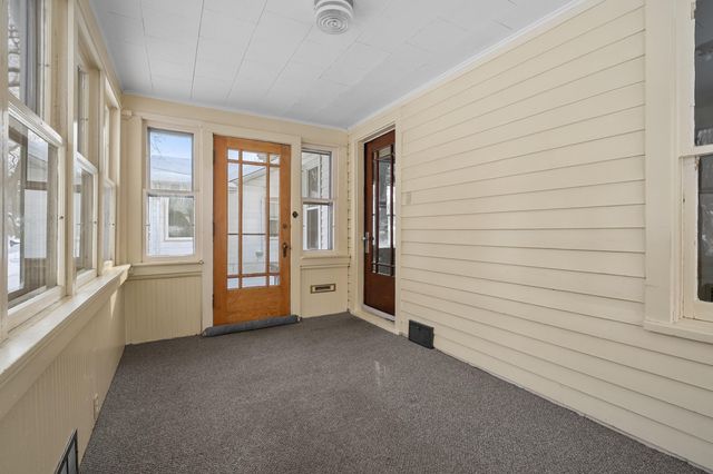 705 Dayton Avenue, Kalamazoo, MI 49048