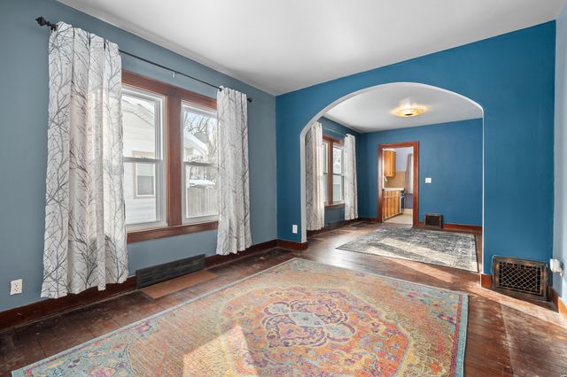 705 Dayton Avenue, Kalamazoo, MI 49048