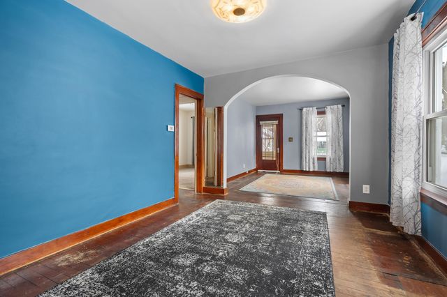 705 Dayton Avenue, Kalamazoo, MI 49048