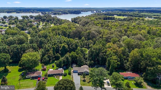 305 CEDAR LANE, Colonial Beach, VA 22443