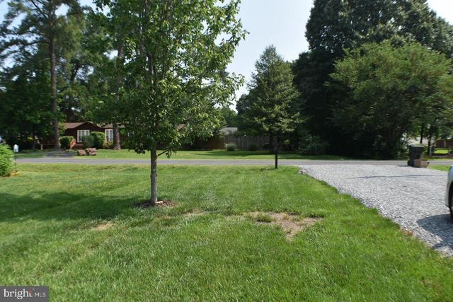 305 CEDAR LANE, Colonial Beach, VA 22443