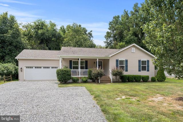 305 CEDAR LANE, Colonial Beach, VA 22443