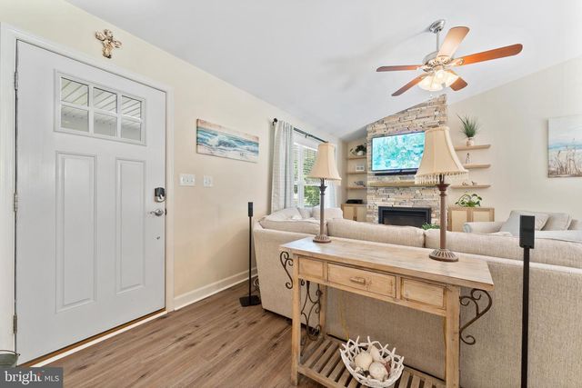 305 CEDAR LANE, Colonial Beach, VA 22443