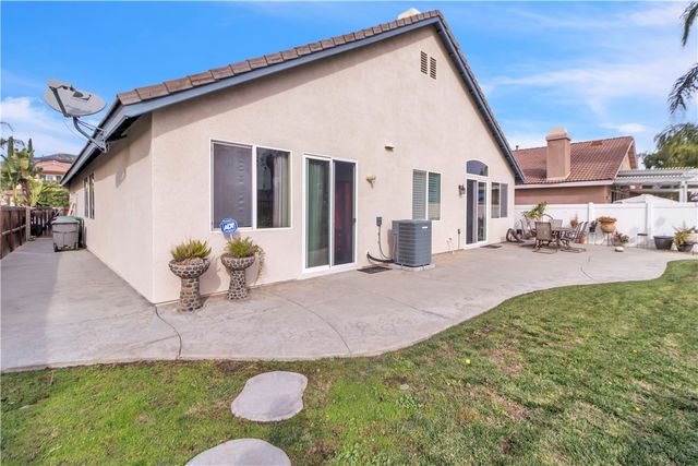 29180 Meandering, Menifee, CA 92584
