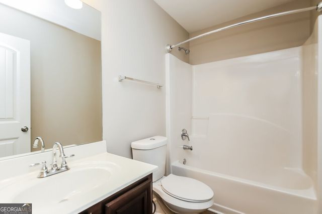 7622 Absinth Drive, Atlanta, GA 30349