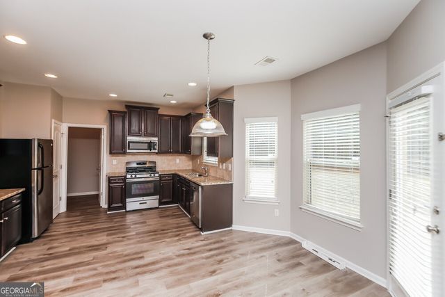 7622 Absinth Drive, Atlanta, GA 30349