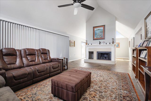 1548 CHERRY PARK DR, Memphis, TN 38120