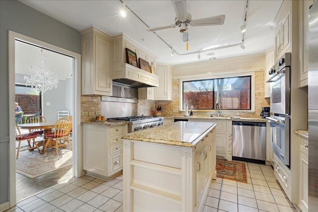 1548 CHERRY PARK DR, Memphis, TN 38120