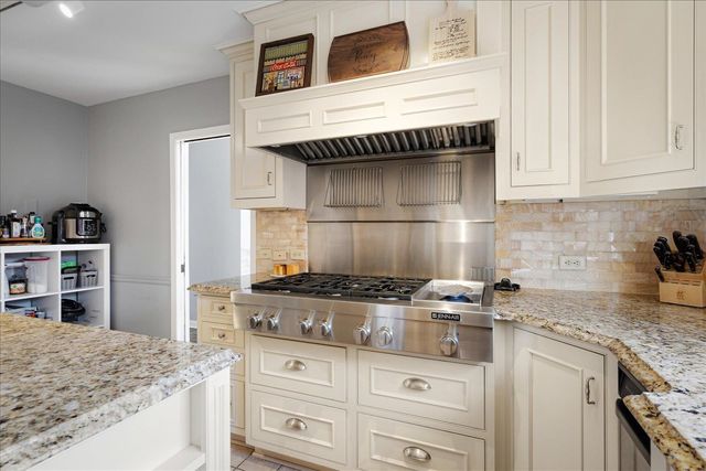 1548 CHERRY PARK DR, Memphis, TN 38120