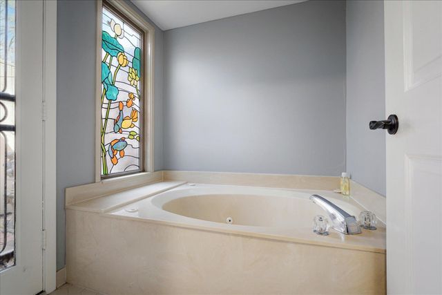 1548 CHERRY PARK DR, Memphis, TN 38120