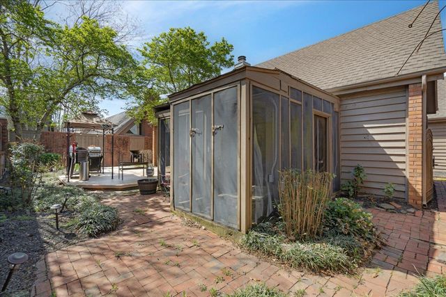 1548 CHERRY PARK DR, Memphis, TN 38120