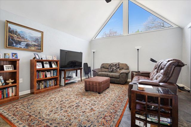 1548 CHERRY PARK DR, Memphis, TN 38120