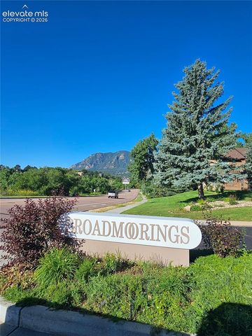 945 Moorings Drive, Colorado Springs, CO 80906