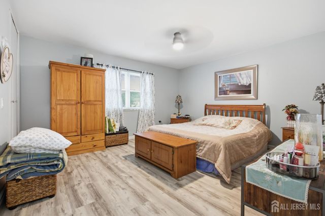 63 63-C Galewood Drive C, Old Bridge, NJ 07747