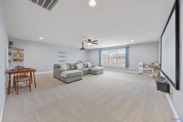 3030 Laurel Cove Way, Gurley, AL 35748