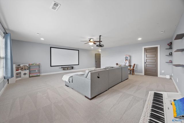 3030 Laurel Cove Way, Gurley, AL 35748