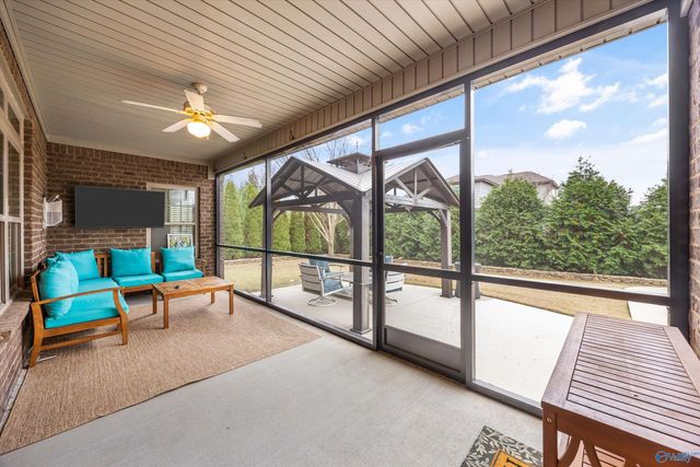 3030 Laurel Cove Way, Gurley, AL 35748