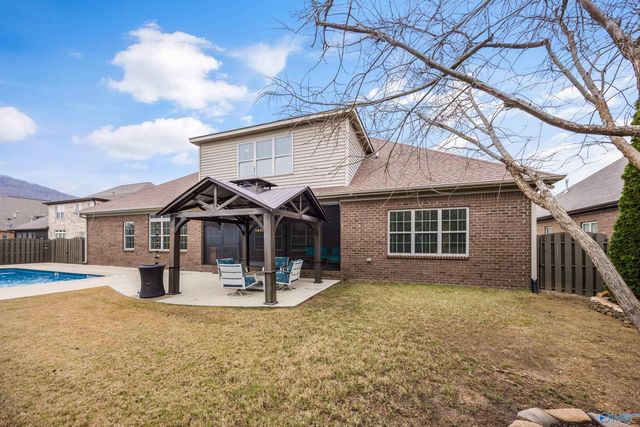 3030 Laurel Cove Way, Gurley, AL 35748