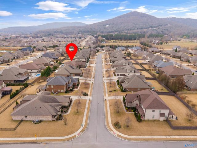 3030 Laurel Cove Way, Gurley, AL 35748