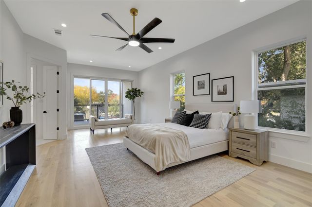 3720 Fairfax Avenue, Dallas, TX 75209