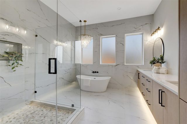 3720 Fairfax Avenue, Dallas, TX 75209