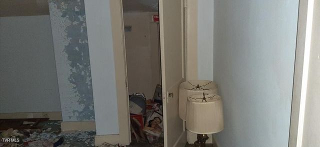 141 West Sevier Avenue, Kingsport, TN 37660