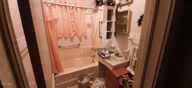 141 West Sevier Avenue, Kingsport, TN 37660