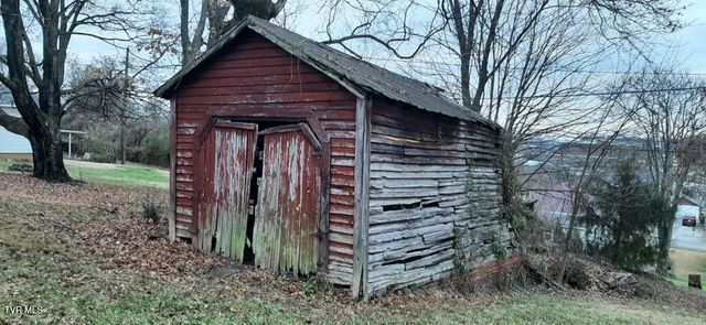 141 West Sevier Avenue, Kingsport, TN 37660