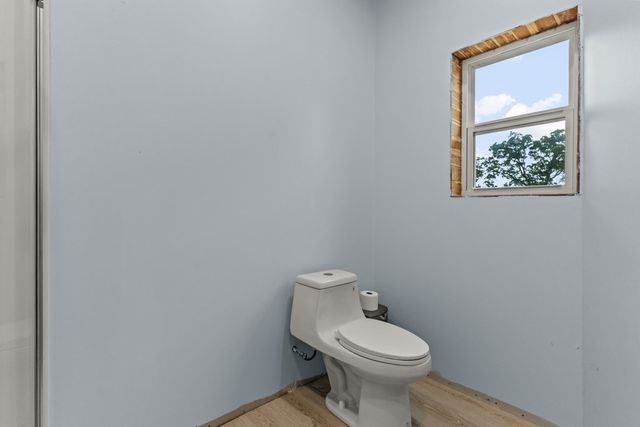 1129 Holly Road, Gilmer, TX 75644