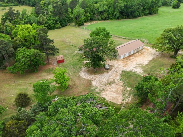1129 Holly Road, Gilmer, TX 75644