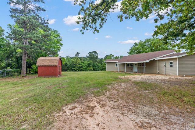 1129 Holly Road, Gilmer, TX 75644