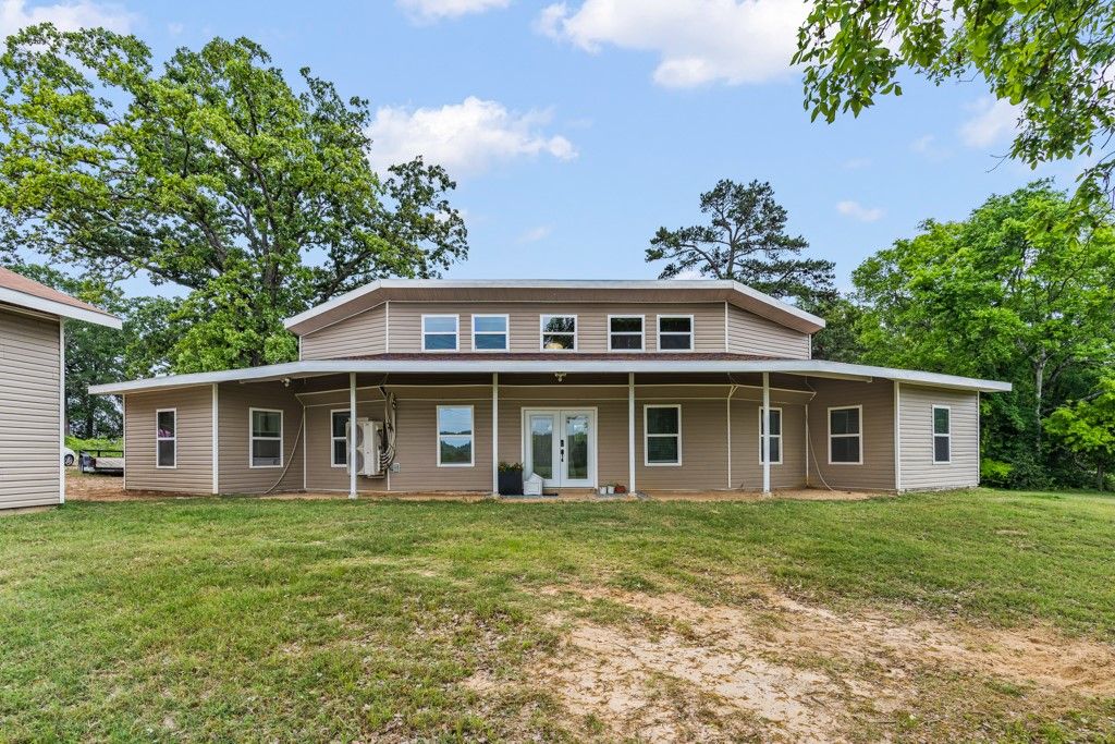 1129 Holly Road, Gilmer, TX 75644
