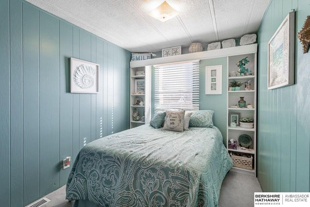 3616 NW Magnolia Court, Lincoln, NE 68521