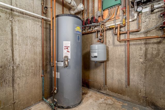 137 Deer Bay Rd, Ashby, MA 01431