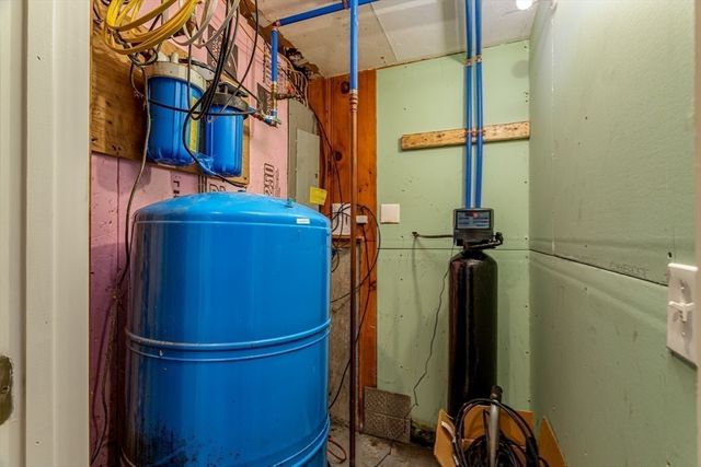 137 Deer Bay Rd, Ashby, MA 01431