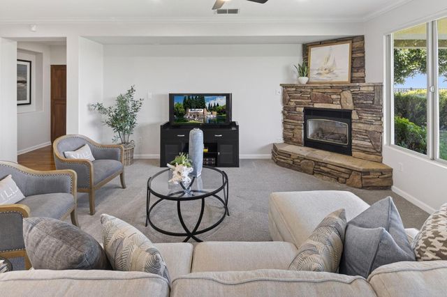 2260 Hidden Hills Ln, Lincoln, CA 95648